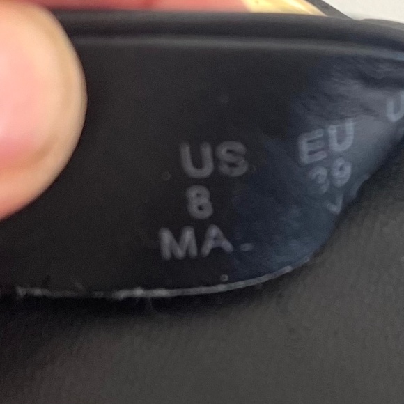 Donna Karen New York Leather ankle Strap Sandals with Translucent Heel F1136321 - Picture 8 of 8